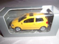 1/54 VOITURE MINIATURE DE COLLECTION  3 INCH VOLKSWAGEN FOX JAUNE NOREV