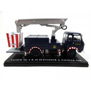 1/43 RENAULT SAVIEM CAMION MINIATURES Renault Saviem SG4 R35 Elévateur Nacelle EDF-HACHETTE