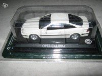 1/43 Opel calibra 1995 Delprado