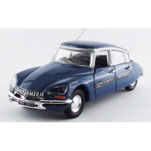 1/43 VEHICULE FORCES DE L'ORDRE GENDARMERIE MINIATURE DE COLLECTION Citroen DS 21 Gendarmerie-1972-RIO4486